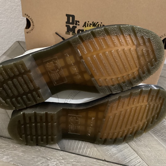 Dr. Martens 1460 W Boot (Women) 9US/ 40EU - Picture 3 of 9